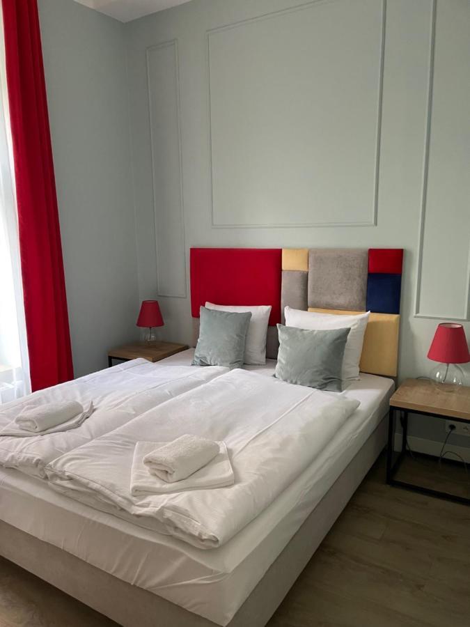 Cracow Zacisze Краків